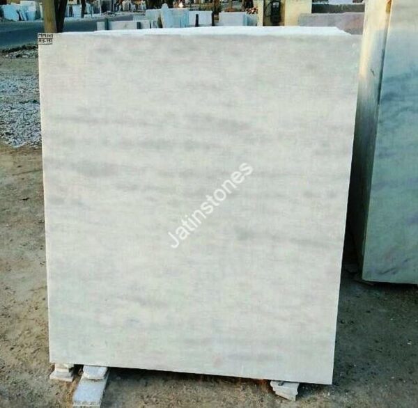 Aarna White - Image 2