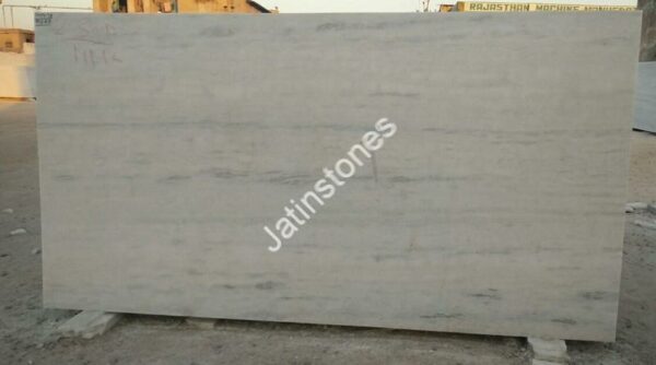 Aarna White - Image 3