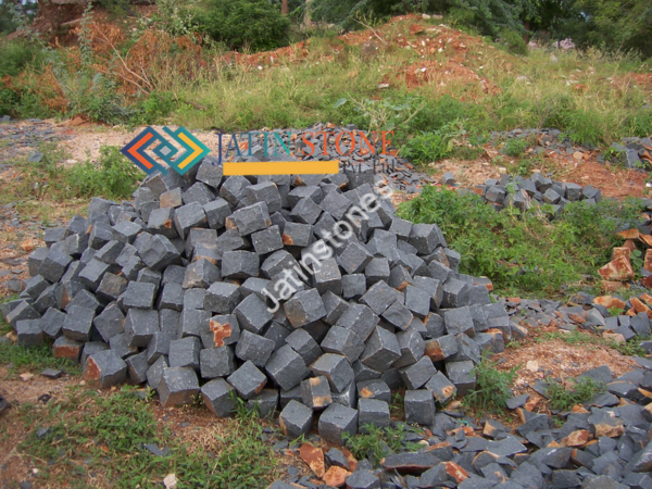 Granite Cobbles - Image 17