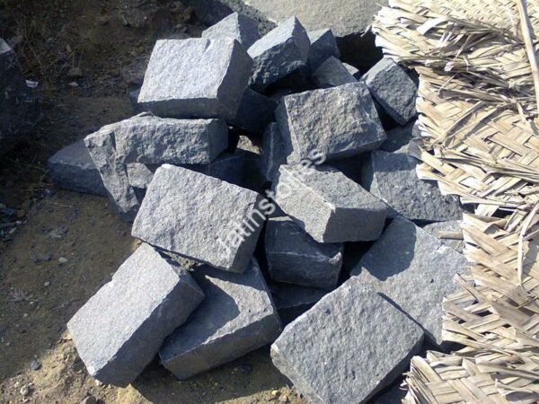 Walling Stones